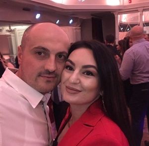 Meet your Posher, Vera